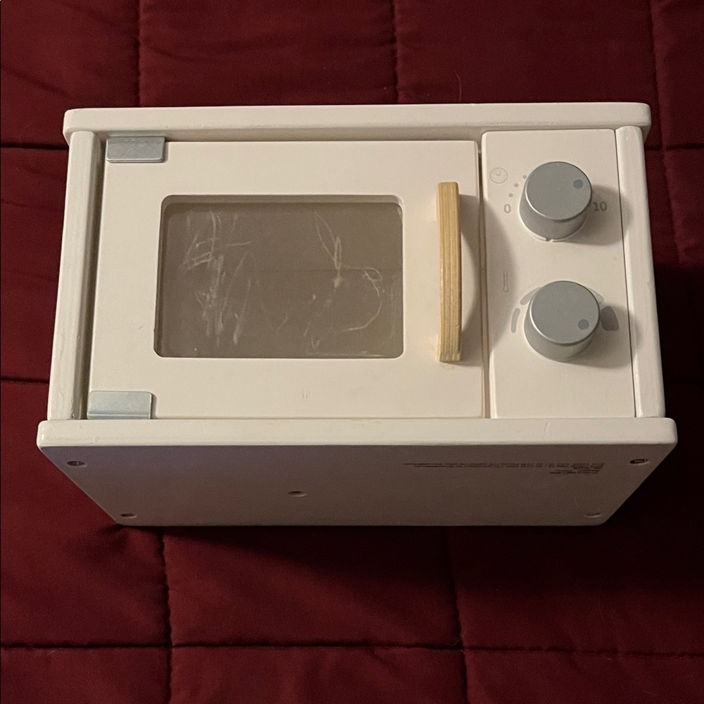 Pottery Barn Kids Cream Toy Oven with Silver Knobs